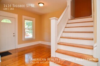 1416 Sigsbee St SE in Grand Rapids, MI - Building Photo - Building Photo