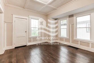 2715 Indiana Ave in Kansas City, MO - Building Photo - Building Photo