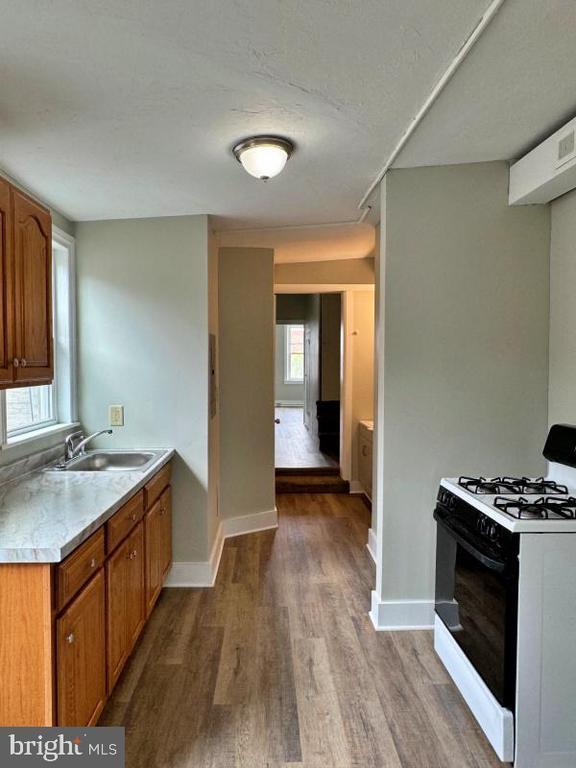 property at 107 S Queen St