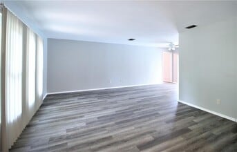 3082 Cascade Dr in Clearwater, FL - Building Photo - Building Photo