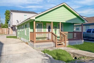 3908 Harvard St in Houston, TX - Building Photo
