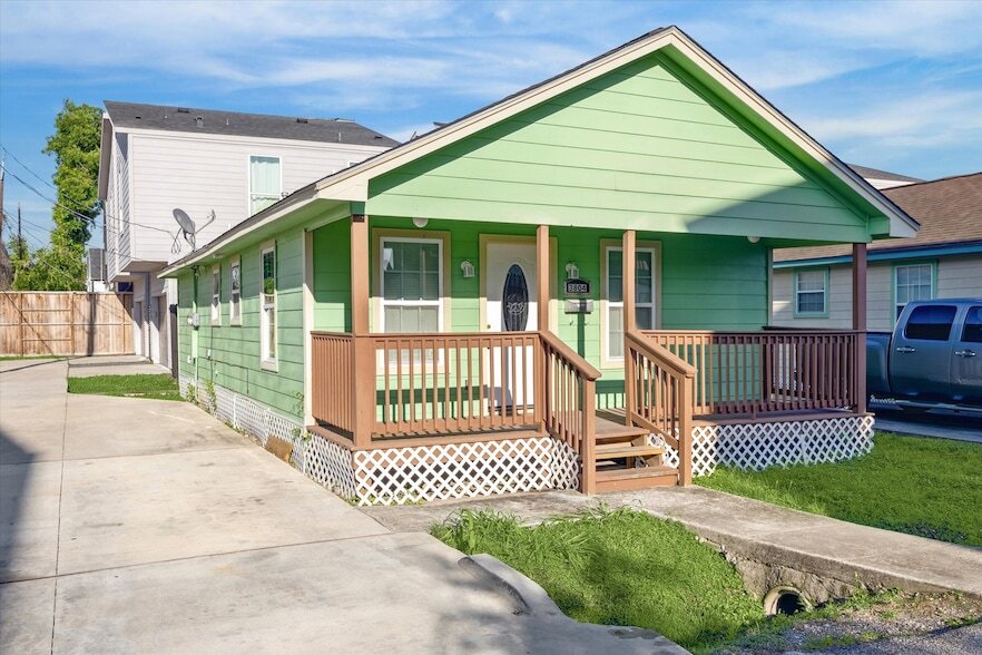 3908 Harvard St in Houston, TX - Building Photo