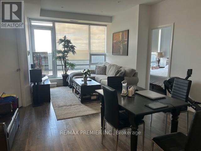 4800 Hwy 7 in Vaughan, ON - Building Photo - Building Photo