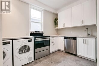 133 Brock Ave in Toronto, ON - Building Photo - Building Photo