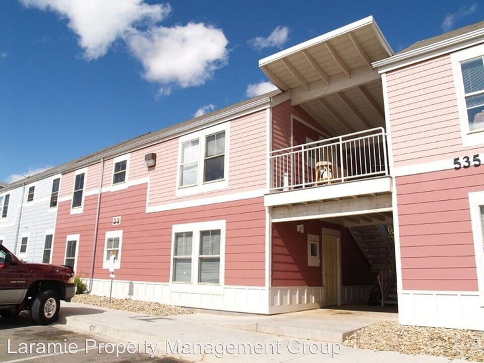 535 Mitchell St-Unit -Unit 5 in Laramie, WY - Foto de edificio