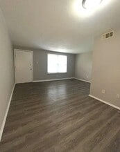 4770 Kings Dr in St. Louis, MO - Building Photo - Building Photo