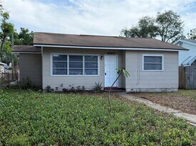 4526 3rd Ave N in St. Petersburg, FL - Building Photo