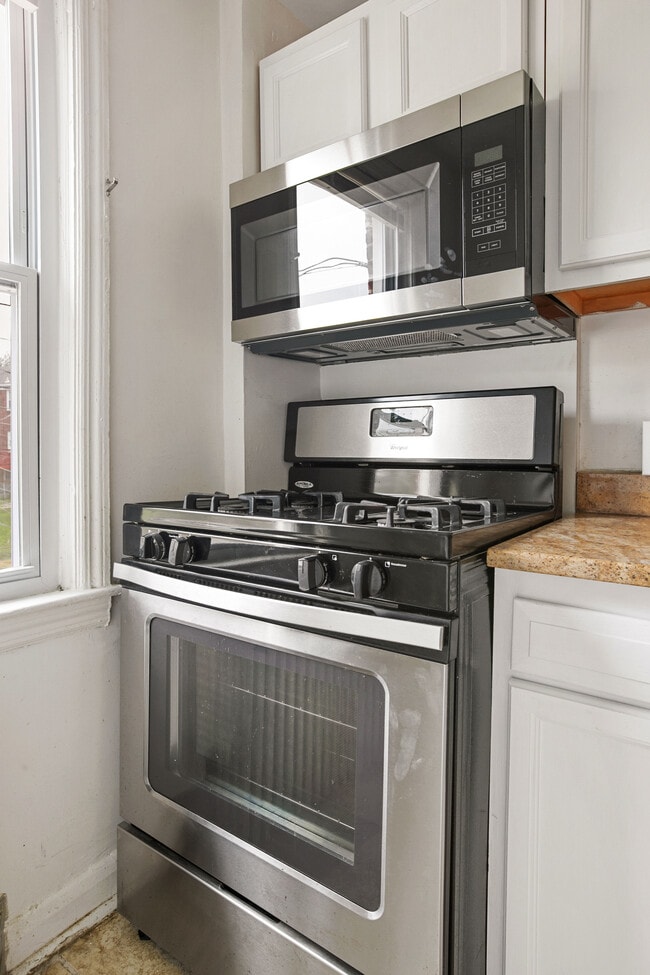 1659 Northgate Rd, Unit 2 in Baltimore, MD - Foto de edificio - Building Photo