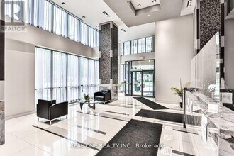 26-526 Norton Ave in Toronto, ON - Building Photo - Building Photo