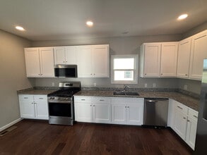 203 Cherokee Dr in Lafayette, TN - Building Photo - Building Photo