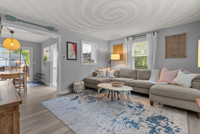 424 E Ocean Ave in Norfolk, VA - Building Photo - Building Photo