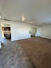 1828 Hermitage Dr in Las Vegas, NV - Building Photo - Building Photo