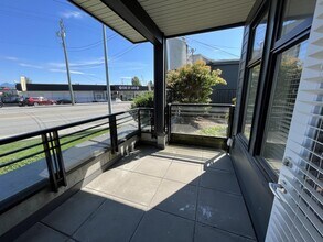 20078 Fraser Hwy in Langley, BC - Building Photo - Building Photo