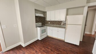 114 Cedar Hill Ave, Unit 2 in New Haven, CT - Building Photo