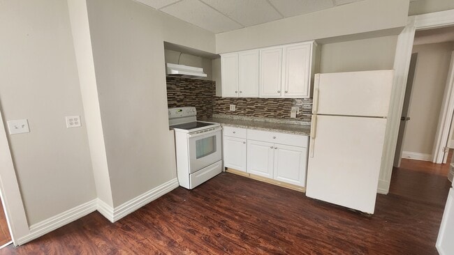 114 Cedar Hill Ave, Unit 2