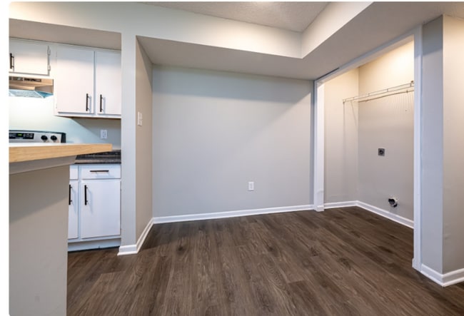 2121 Lobdell Blvd in Baton Rouge, LA - Building Photo - Building Photo