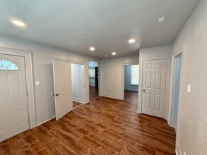 1102 Ontario Ave in Sheboygan, WI - Building Photo - Building Photo