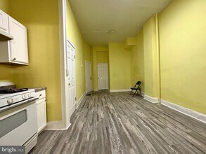 908 S Broad St in Trenton, NJ - Building Photo - Building Photo