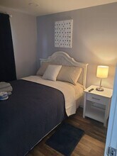 1334 Waldon Rd in Charlotte, NC - Foto de edificio - Building Photo