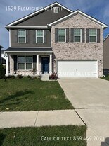 1529 Flemishbond Path in Lexington, KY - Building Photo