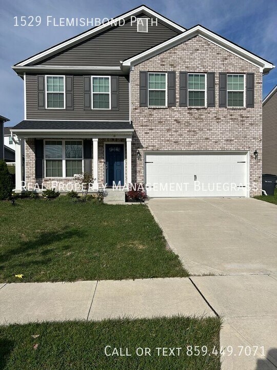 1529 Flemishbond Path in Lexington, KY - Building Photo