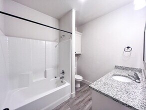 1706 102nd St in Lubbock, TX - Building Photo - Building Photo