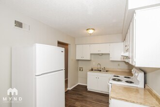 6875 Embassy Cir in Horn Lake, MS - Building Photo - Building Photo