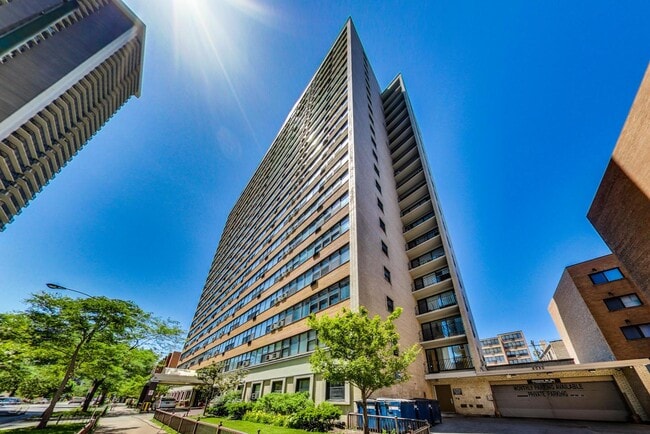 property at 6030 N Sheridan Rd