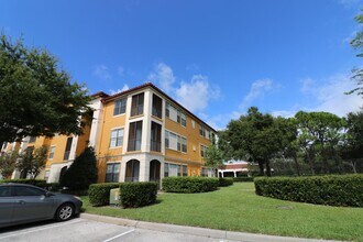 6171 Metrowest Blvd in Orlando, FL - Building Photo - Building Photo