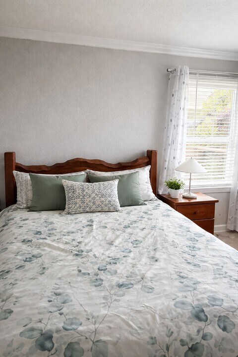 725 3rd Ave in Redwood City, CA - Building Photo