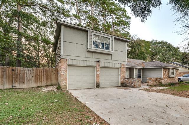 631 Mosswood Dr in Conroe, TX - Building Photo