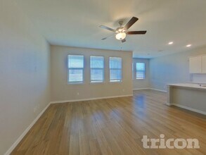 231 Jenkinson Dr in Fate, TX - Building Photo - Building Photo