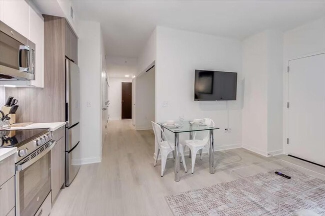 1051 First St NE in Washington, DC - Building Photo - Building Photo