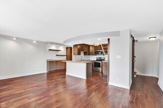 1221 N Dearborn St, Unit 803S in Chicago, IL - Building Photo - Building Photo