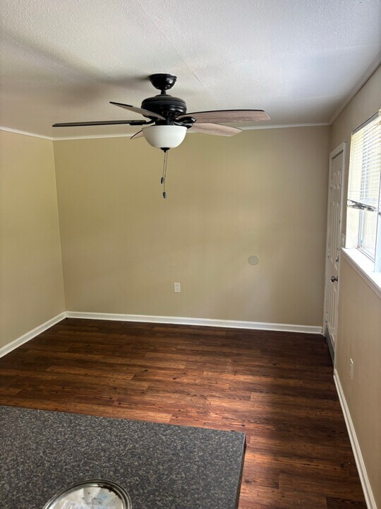 2584 Iowa St in Baton Rouge, LA - Building Photo