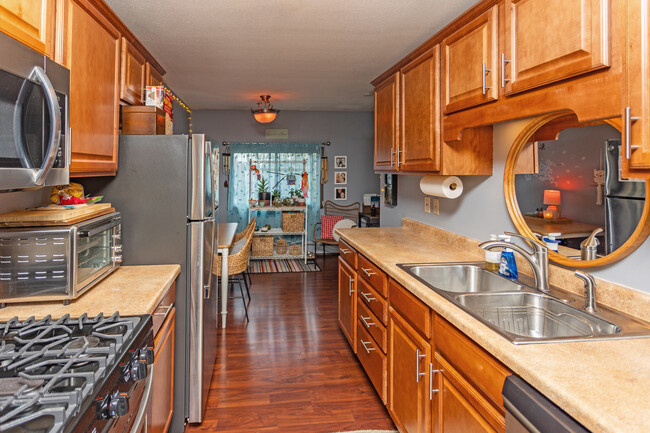 Cedars of Edina Apartments in Edina, MN - Foto de edificio - Interior Photo