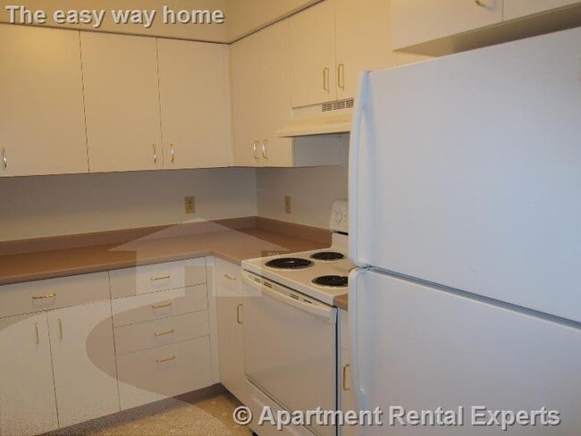 632 Massachusetts Ave in Cambridge, MA - Foto de edificio - Building Photo