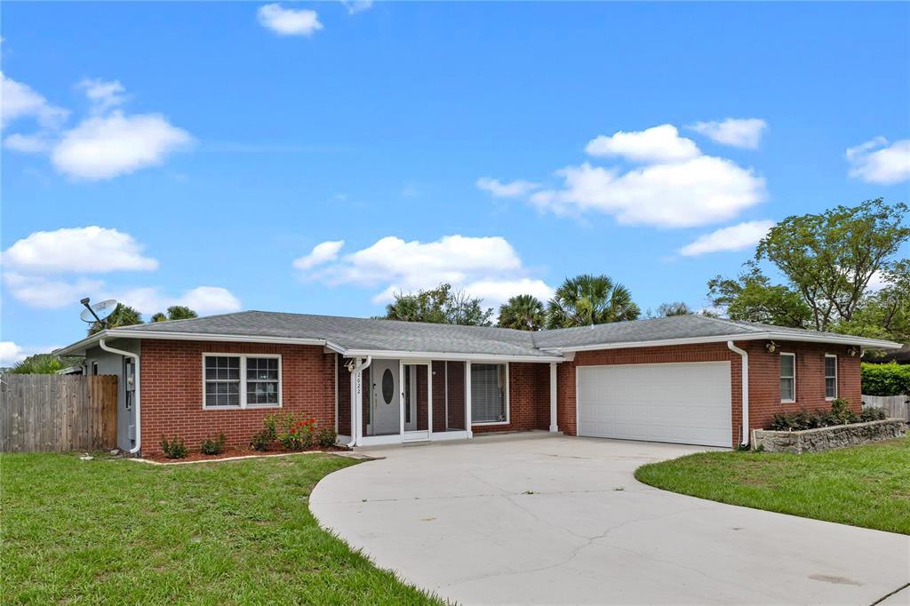 2622 Hibiscus Ct in Deltona, FL - Building Photo