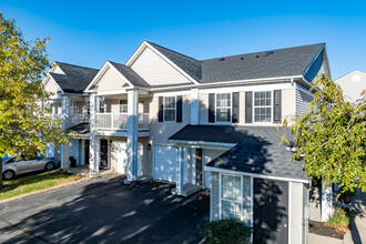 LC Sunbury in Sunbury, OH - Foto de edificio - Building Photo