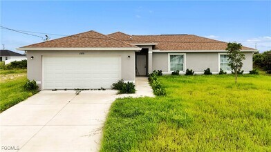 2833 NW 5th Ave in Cape Coral, FL - Building Photo - Building Photo