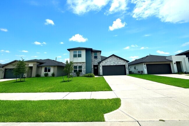 property at 28939 Yachting Pt Ct