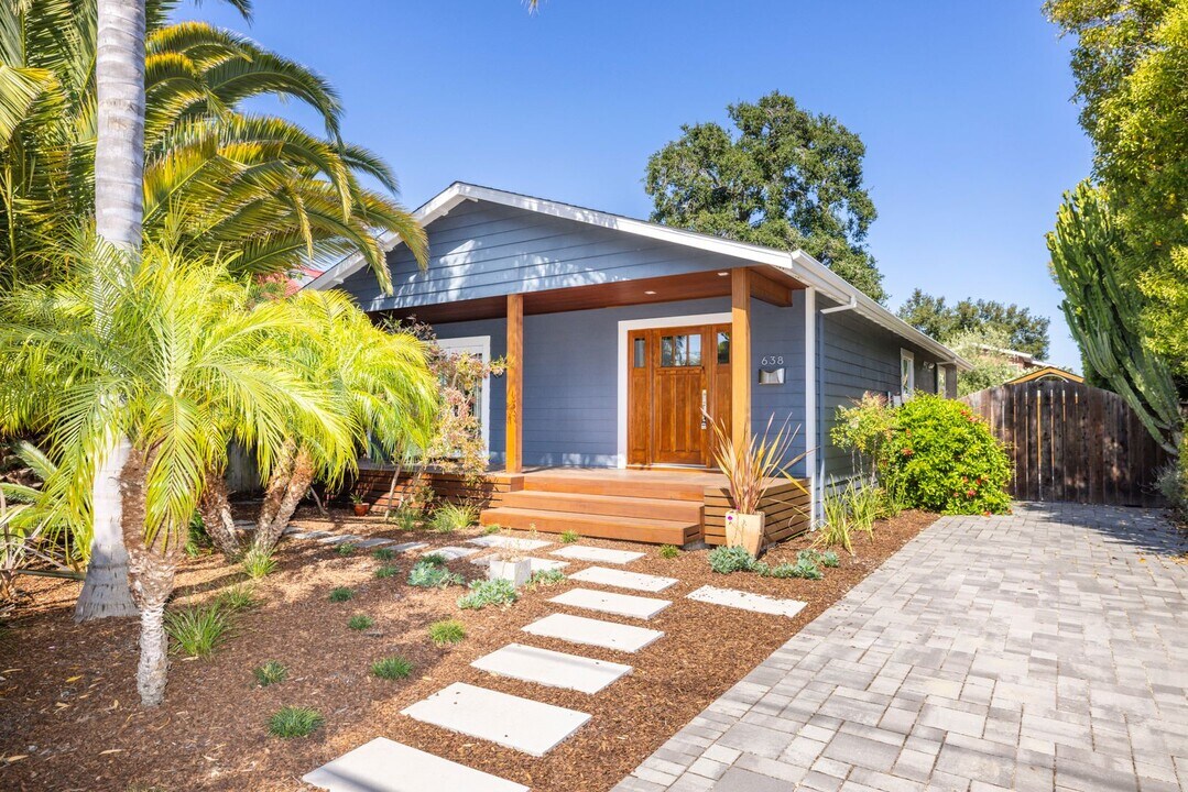 638 Mountain View Ave in Mountain View, CA - Building Photo