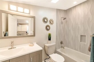 2868 S Benton St in Lakewood, CO - Building Photo - Building Photo