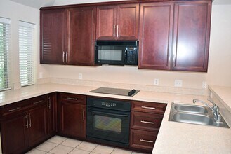 10332 Bear Creek Trail in Fort Worth, TX - Building Photo - Building Photo