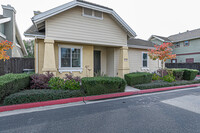 1350 Amarone Way in Santa Maria, CA - Foto de edificio - Building Photo