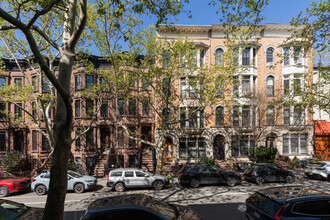 149 Berkeley Pl in Brooklyn, NY - Building Photo - Building Photo