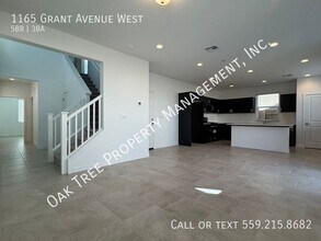 1165 Grant Ave W in Madera, CA - Building Photo - Building Photo