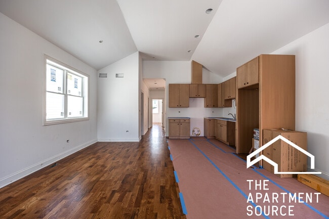 property at 547 N Springfield Ave