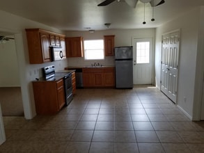 63081 E 285 Ct in Grove, OK - Building Photo - Building Photo