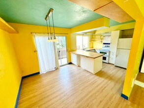 7958 Mission Center Ct in San Diego, CA - Building Photo - Building Photo